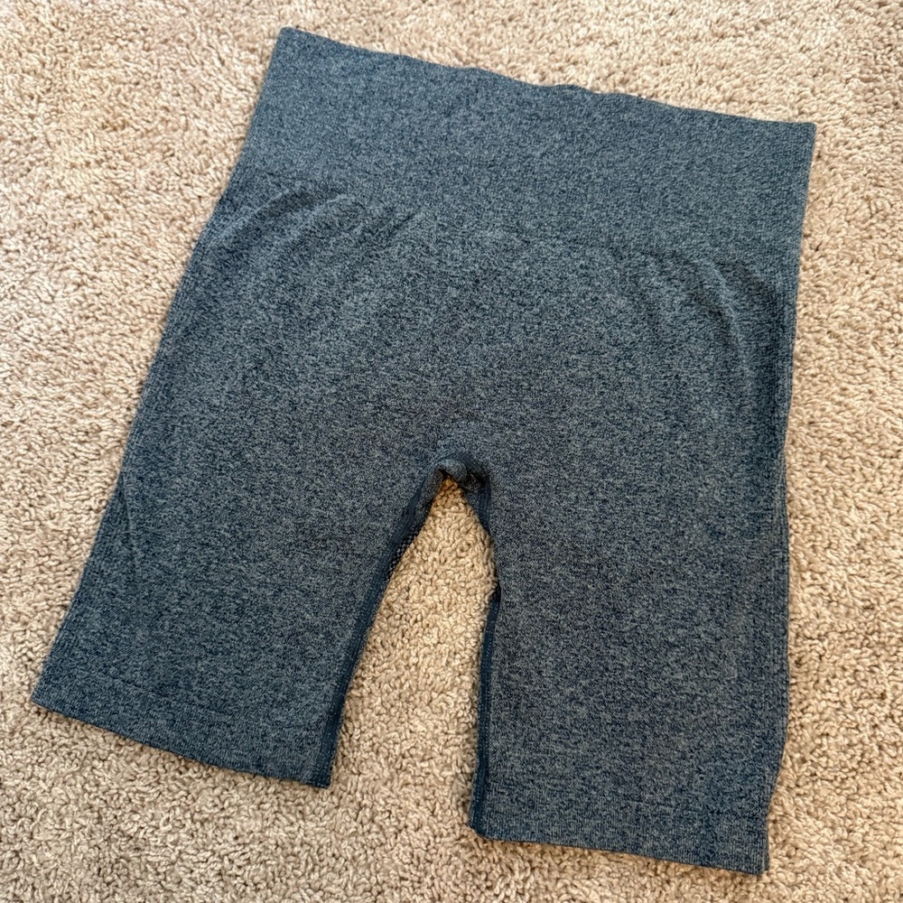 Gray High Waisted Athletic Sport Shorts Size Medium